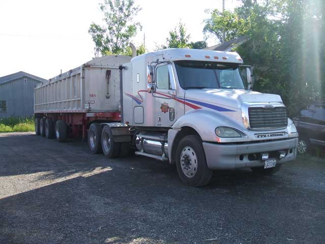 Camion de transport des Entreprises Crête Inc.